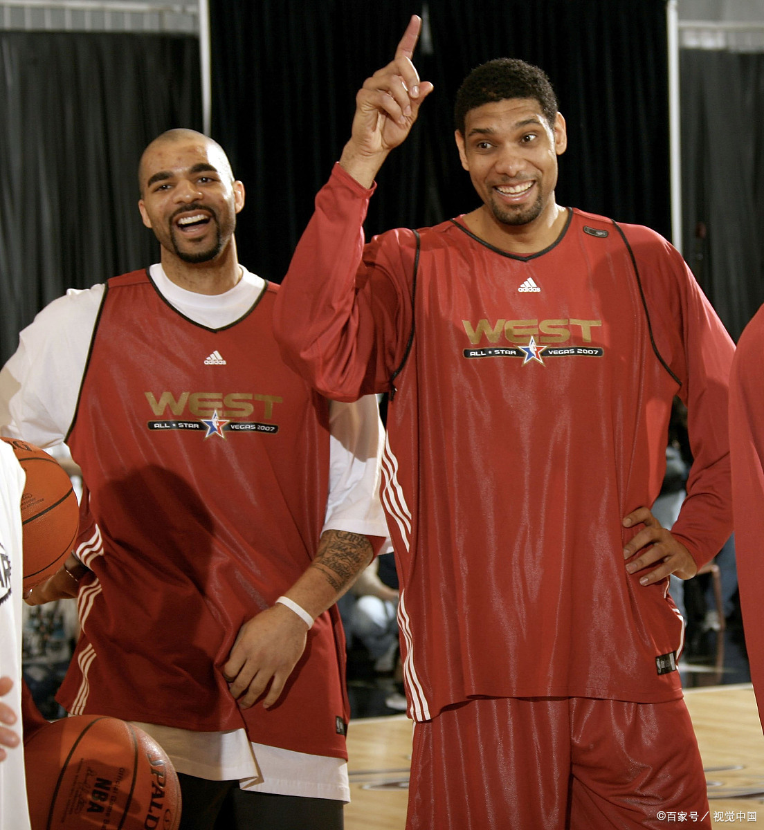 球队战术调整取得明显效果（球队战术调整成效显著）