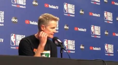 雷霆五连胜冲击季后赛（雷霆豪取五连胜，剑指季后赛）