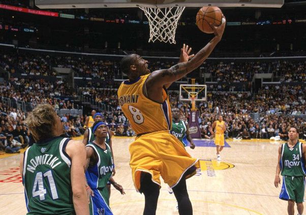 八段锦第二式左右开弓似射雕动作分解，手把手教学（八段锦第二式左右开弓似射雕详解：动作拆解与手把手教学）