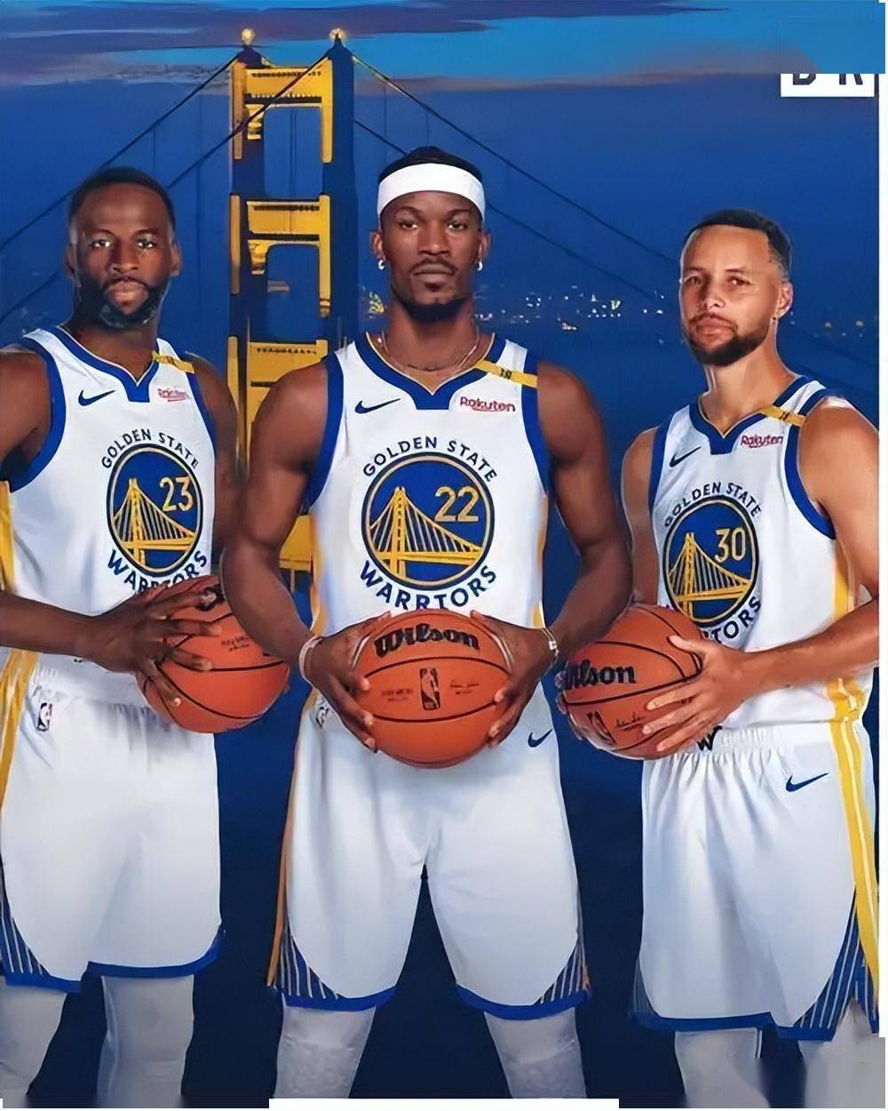 TA：勒沃库森的防守坚如磐石，曼城两侧防线存在巨大漏洞（TA：勒沃库森铁壁森严，曼城边路防线漏洞百出）