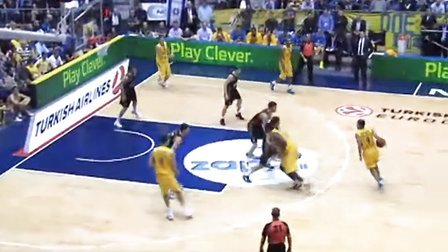 尤里奇：球迷们的嘘声是合理的；无法解释今天的崩盘（尤里奇：理解球迷嘘声，对今日崩盘无从解释）