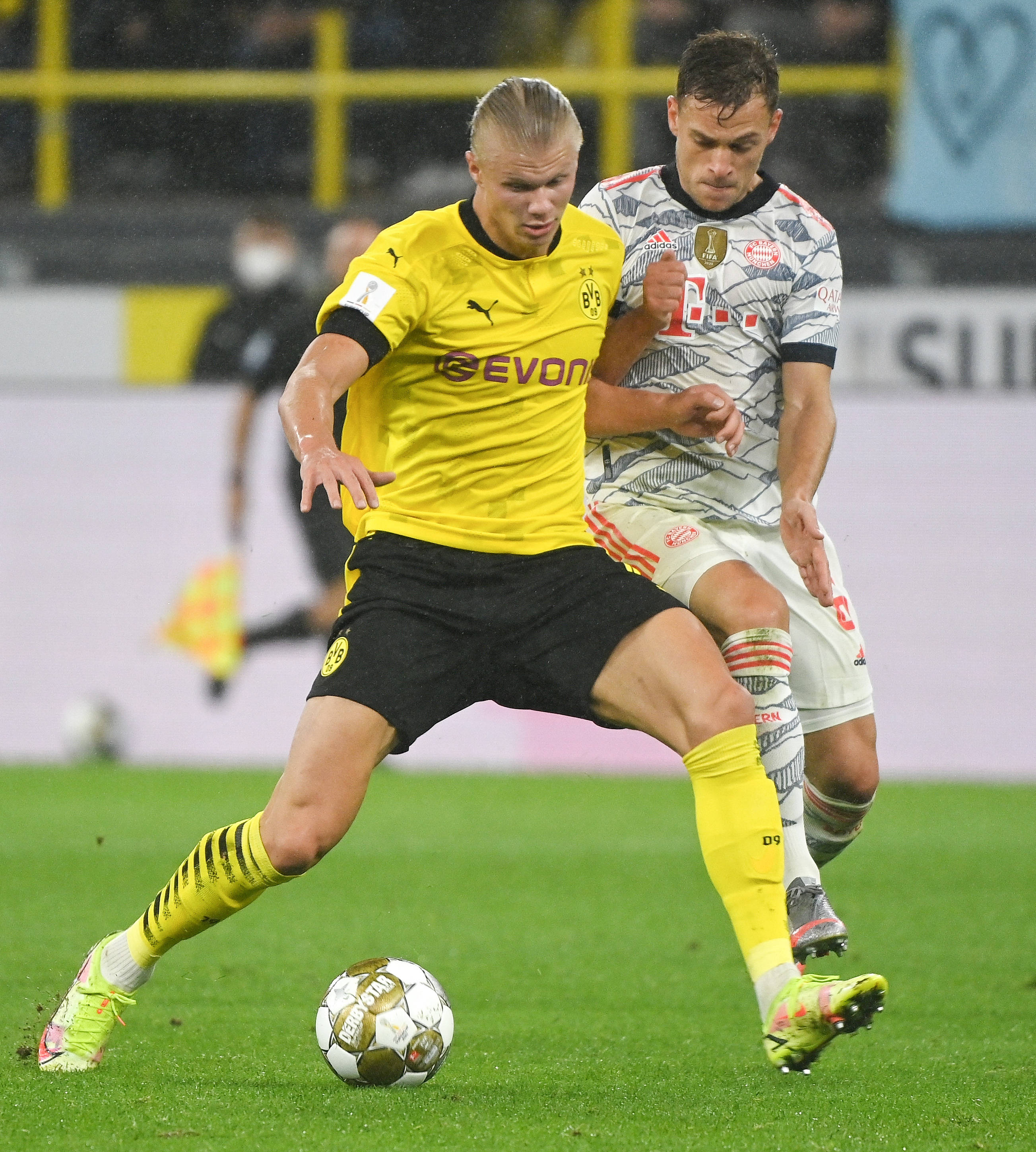 辽宁男篮王哲林末节关键表现（王哲林末节关键发挥，助阵辽宁男篮）