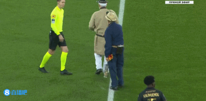 罗尔费斯：药厂在对抗中太软了，我们退缩了、在躲着身体对抗